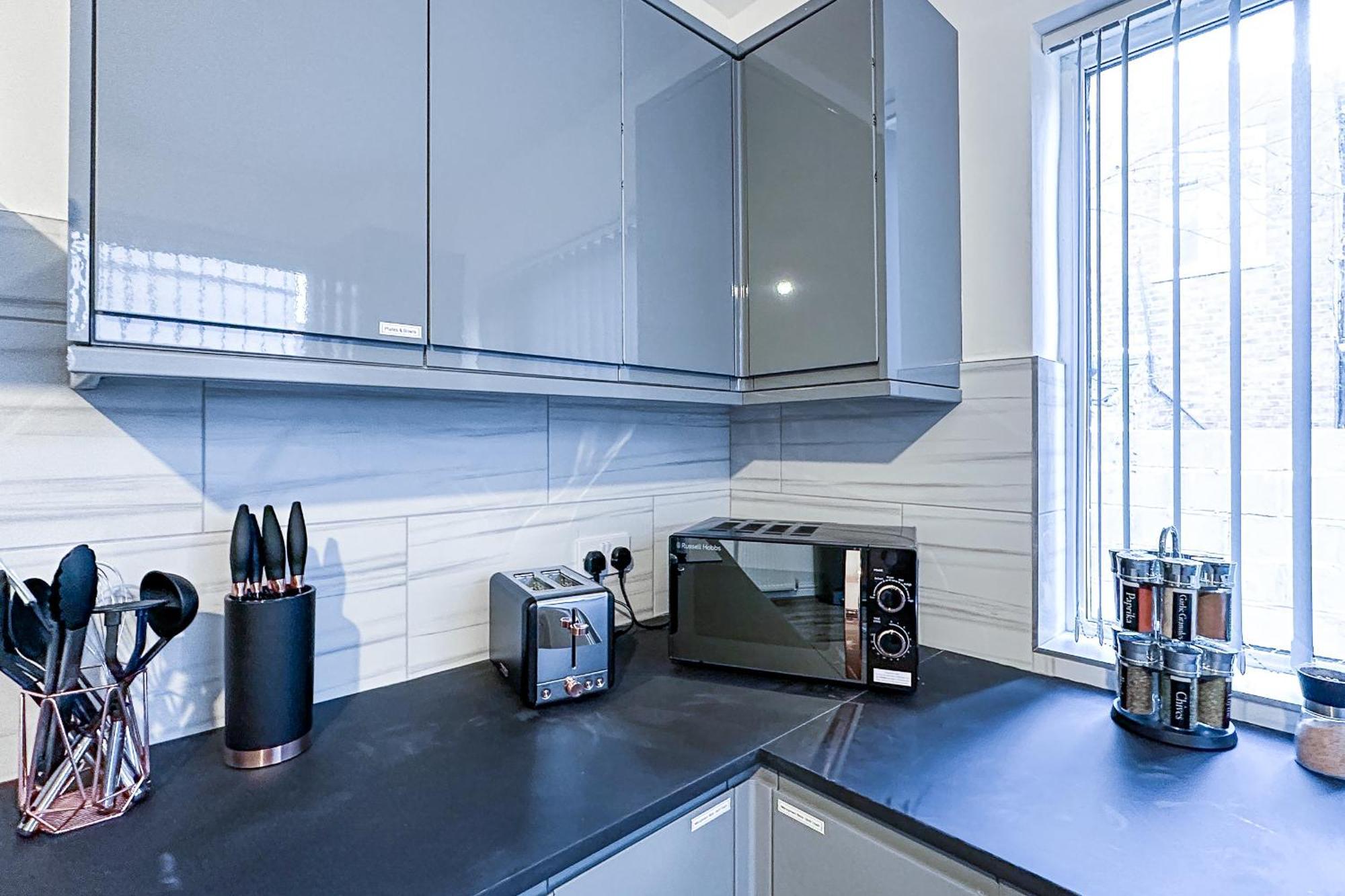 Ashfield Co-Living - Private Room Self-Cater Манчестер Экстерьер фото